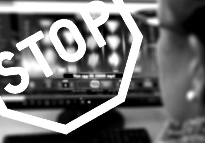Stoppskylt på spel